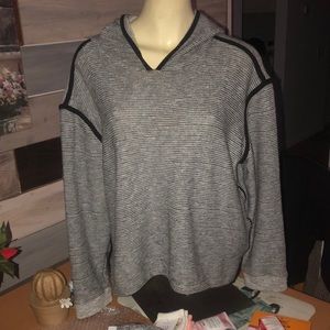 Grey hoodie - medium size